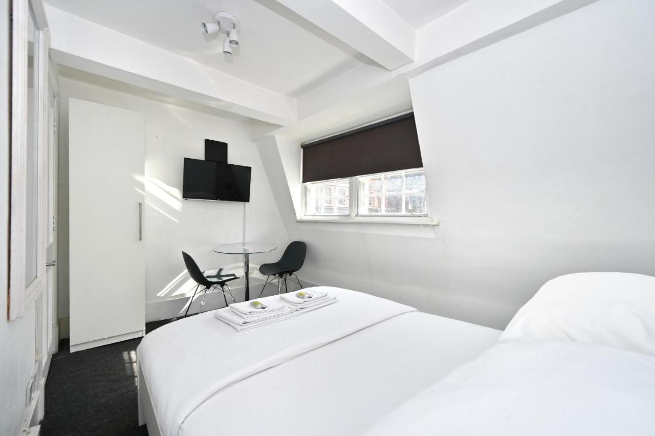 Soho, Piccadilly & Chinatown - Two Bedroom & Two Double Beds Apartment London Exterior photo