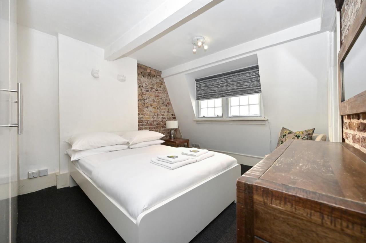 Soho, Piccadilly & Chinatown - Two Bedroom & Two Double Beds Apartment London Exterior photo